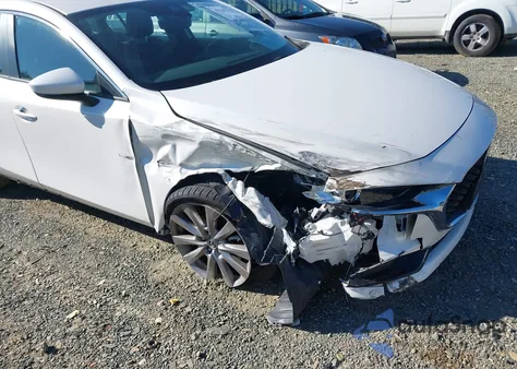 2022 Mazda Mazda3 Preferred из США, поврежденный, VIN 3MZBPACL0NM300591